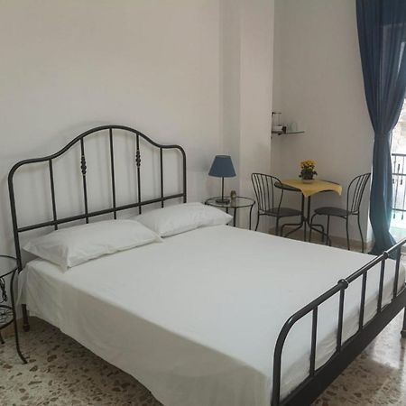 Bed and Breakfast Alvarez De Toledo Neapel Exterior foto